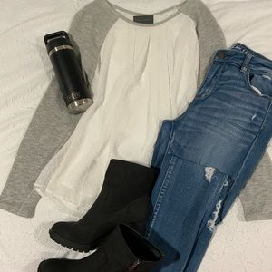 Sunday in Brooklyn extra large long sleeve blouse gray sleeves wt white center
